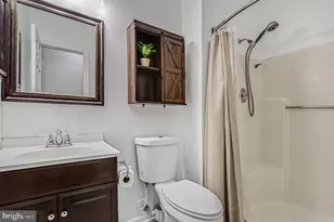 3738 Broomsedge Ct, Fairfax, VA 22033 - Photo 19