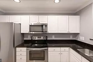 1918 Crescent Park Dr, Reston, VA 20190 - Photo 9