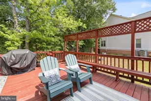 6504 Wheat Mill Way, Centreville, VA 20121 - Photo 39