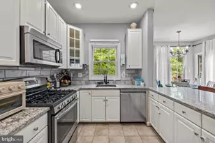 6504 Wheat Mill Way, Centreville, VA 20121 - Photo 11