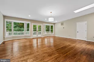 6506 Bellamine Ct, McLean, VA 22101 - Photo 3
