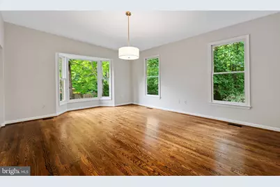 6506 Bellamine Court, McLean, VA 22101 - Photo 7