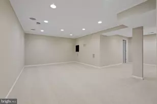 6506 Bellamine Ct, McLean, VA 22101 - Photo 31