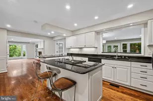6506 Bellamine Ct, McLean, VA 22101 - Photo 11