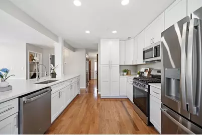8401 Cardinal Glen Court, Vienna, VA 22182 - Photo 17