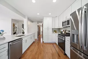 8401 Cardinal Glen Ct, Vienna, VA 22182 - Photo 17