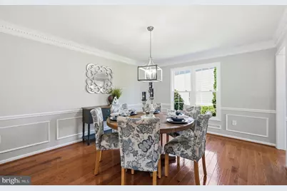 8401 Cardinal Glen Court, Vienna, VA 22182 - Photo 15