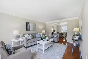 8401 Cardinal Glen Ct, Vienna, VA 22182 - Photo 5