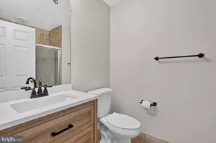 6608 Netties Ln, Alexandria, VA 22315 - Photo 27