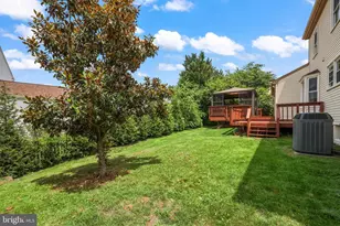 4408 Galesbury Ln, Chantilly, VA 20151 - Photo 3