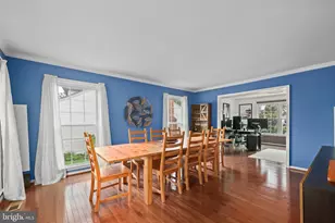 4408 Galesbury Ln, Chantilly, VA 20151 - Photo 5
