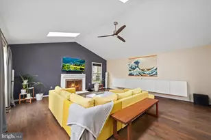 4408 Galesbury Ln, Chantilly, VA 20151 - Photo 17