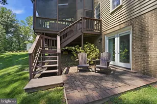11661 Captain Rhett Ln, Fairfax Station, VA 22039 - Photo 17
