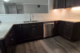 9809 Limoges, Fairfax, VA 22032 - Photo 9