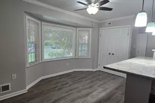 9809 Limoges, Fairfax, VA 22032 - Photo 7