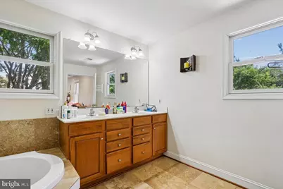 3105 Elmwood Drive, Alexandria, VA 22303 - Photo 29
