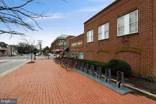 3105 Elmwood Dr, Alexandria, VA 22303 - Photo 81