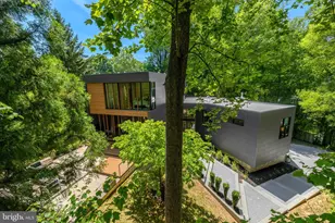7815 Old Falls Rd, McLean, VA 22102 - Photo 15