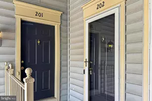 8209 Crossbrook Ct, Lorton, VA 22079 - Photo 31