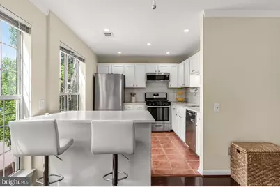 8209 Crossbrook Court #202, Lorton, VA 22079 - Photo 11