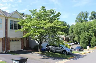 3869 Waythorn Pl, Fairfax, VA 22033 - Photo 3