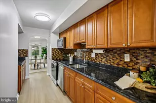 3108 Cedar Grove Dr, Fairfax, VA 22031 - Photo 17