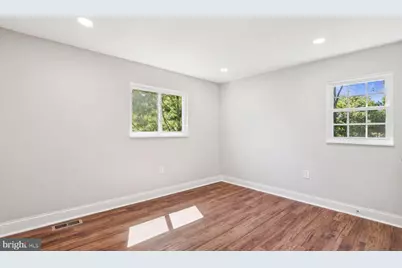 7081 Leewood Forest Drive, Springfield, VA 22151 - Photo 11