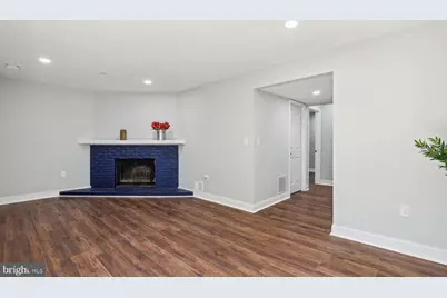 7081 Leewood Forest Drive, Springfield, VA 22151 - Photo 15