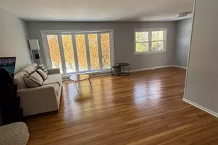 1716 Pine Valley Dr, Vienna, VA 22182 - Photo 3