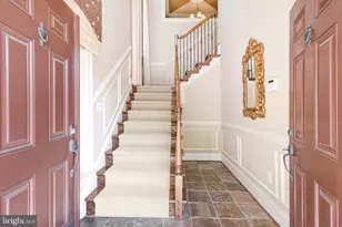 6878 Frase Dr, Falls Church, VA 22043 - Photo 3
