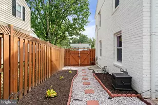 2720 Jefferson Dr, Alexandria, VA 22303 - Photo 35