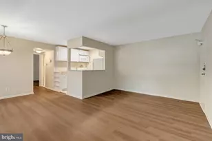 7758 Donnybrook Ct, Annandale, VA 22003 - Photo 5