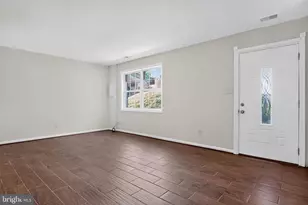 9836 Hagel Cir, Lorton, VA 22079 - Photo 9