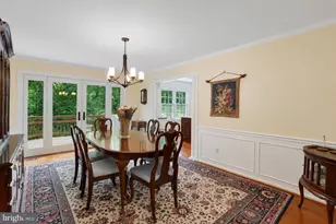 11734 Quay Rd, Oakton, VA 22124 - Photo 9