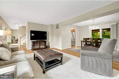 8104 Briar Creek Drive, Annandale, VA 22003 - Photo 13