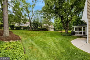 8104 Briar Creek Dr, Annandale, VA 22003 - Photo 49