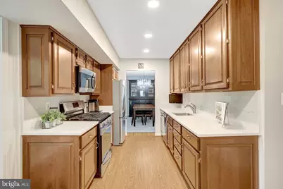 8104 Briar Creek Drive, Annandale, VA 22003 - Photo 19