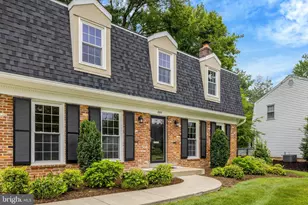 8104 Briar Creek Dr, Annandale, VA 22003 - Photo 7