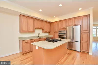 7851 Birch Branch Terrace, Alexandria, VA 22315 - Photo 7