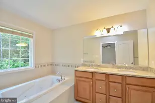 7851 Birch Branch Terrace, Alexandria, VA 22315 - Photo 15