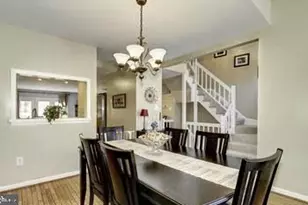 12506 Flatwood Cir, Fairfax, VA 22033 - Photo 3