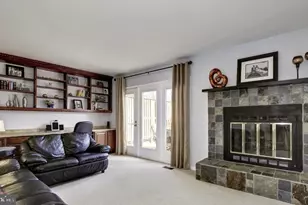 12506 Flatwood Cir, Fairfax, VA 22033 - Photo 7