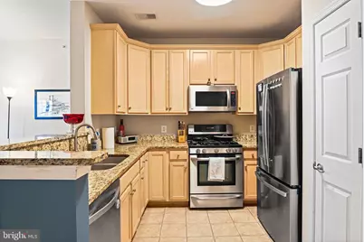 3830 Lightfoot Street #425, Chantilly, VA 20151 - Photo 5