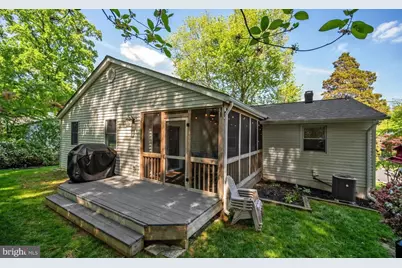 1109 Hillcrest Drive SW, Vienna, VA 22180 - Photo 35