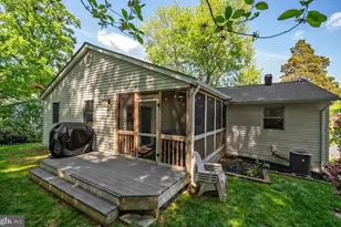 1109 Hillcrest Dr SW, Vienna, VA 22180 - Photo 35