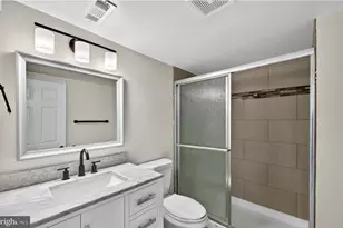 1109 Hillcrest Dr SW, Vienna, VA 22180 - Photo 33