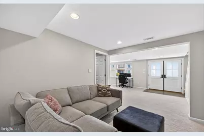1109 Hillcrest Drive SW, Vienna, VA 22180 - Photo 29