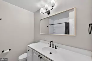 1109 Hillcrest Dr SW, Vienna, VA 22180 - Photo 21