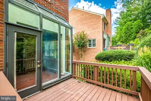 6008 Kelsey Ct, Falls Church, VA 22044 - Photo 5