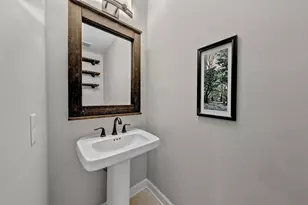 6008 Kelsey Ct, Falls Church, VA 22044 - Photo 13